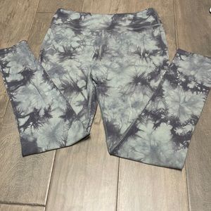 Blueish green and grey leggings, size medium for girls.
